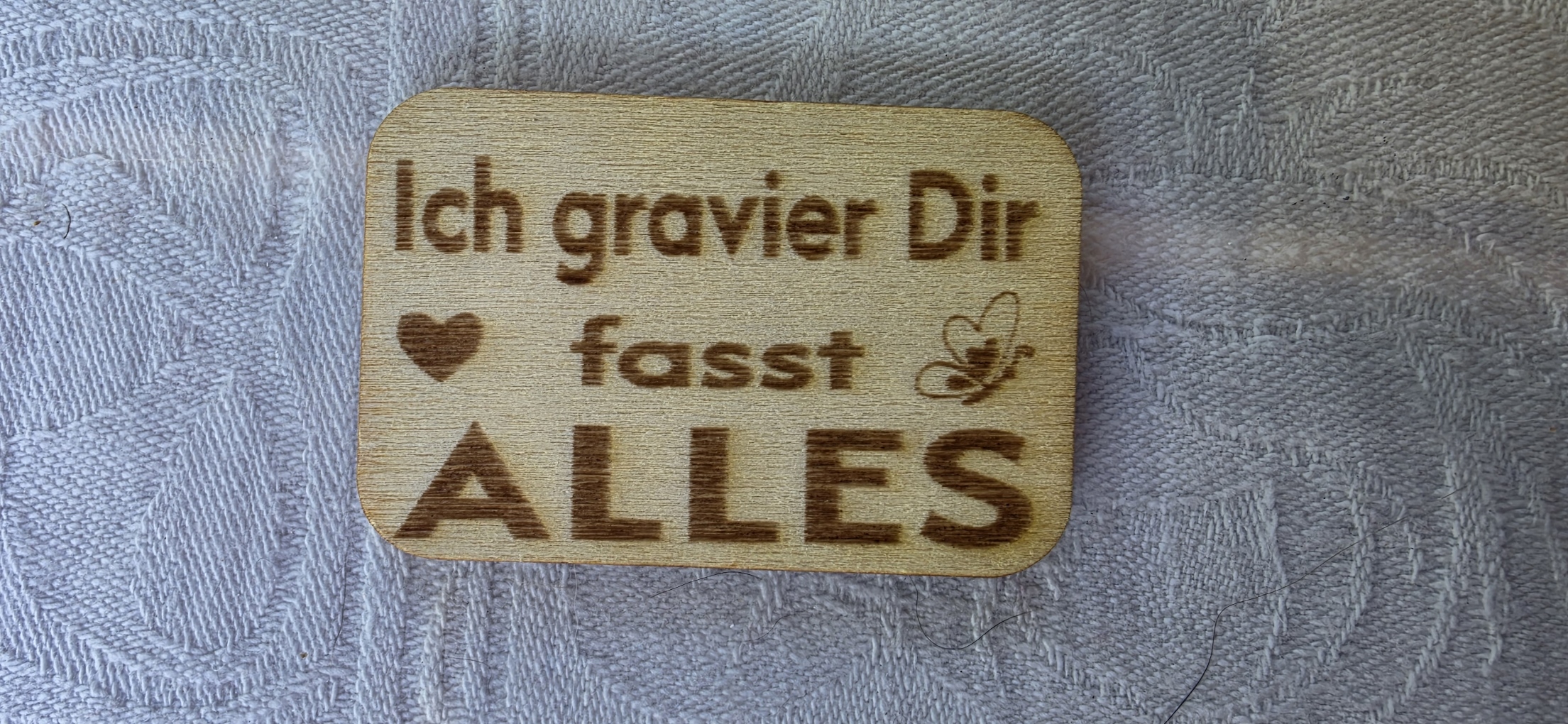 Lasergravur auf Holz